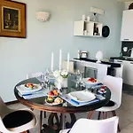 Maison Blue Апартаменты *