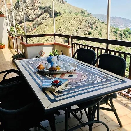 Maison Blue * Taormina