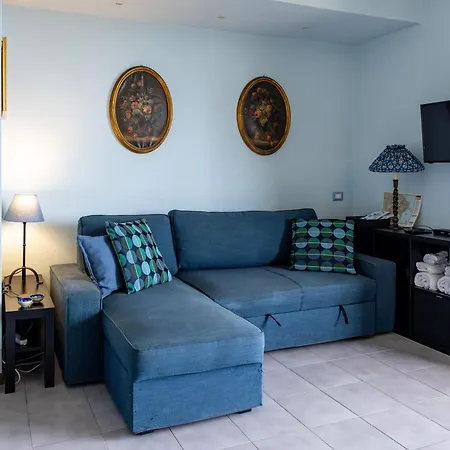 Maison Blue Apartment
